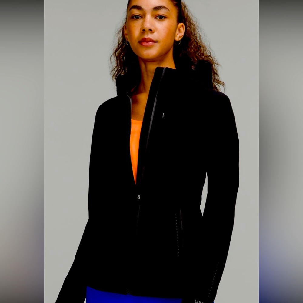 Lululemon cross chill brand new with tags 2023 edition